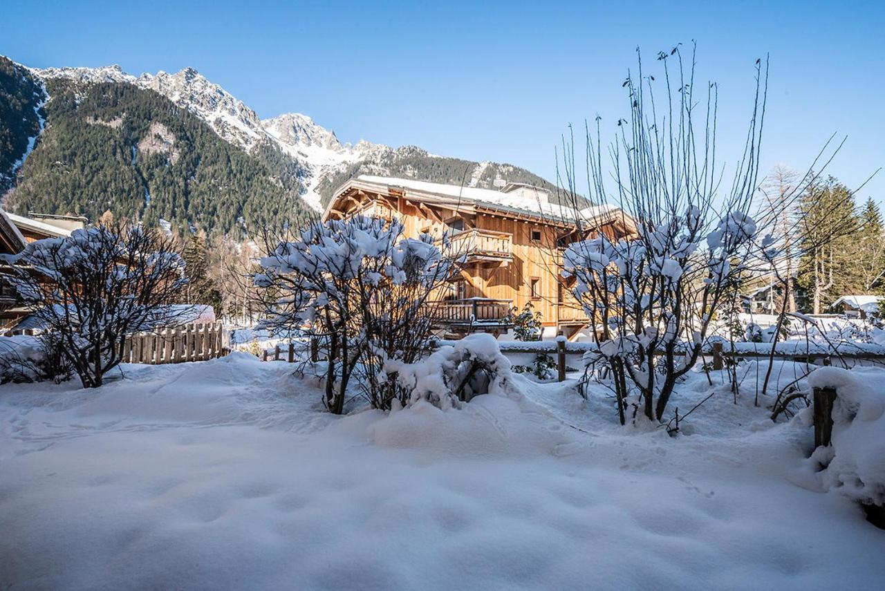 Eden Hotel, Apartments And Chalet Chamonix Les Praz Bagian luar foto