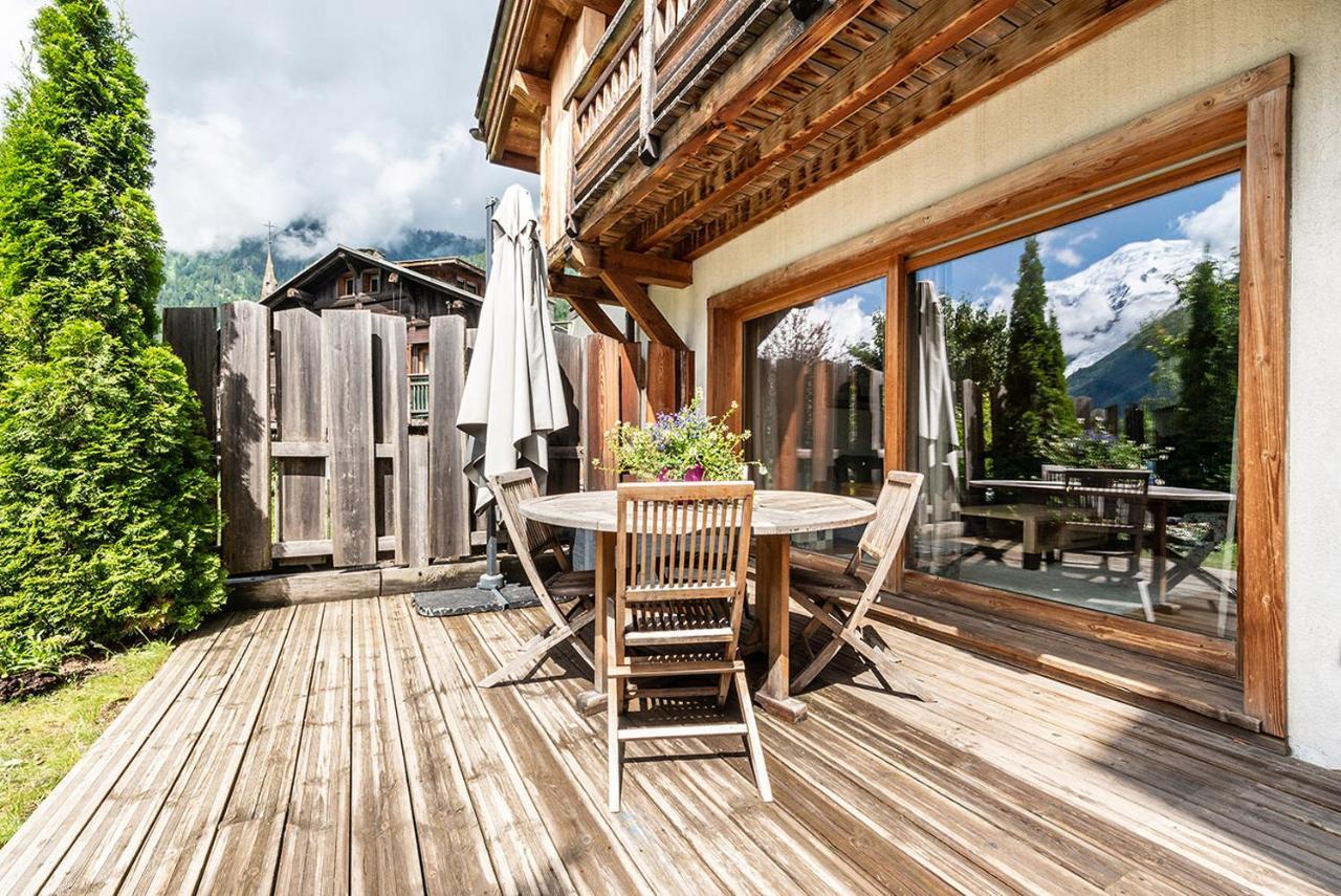 Eden Hotel, Apartments And Chalet Chamonix Les Praz Bagian luar foto